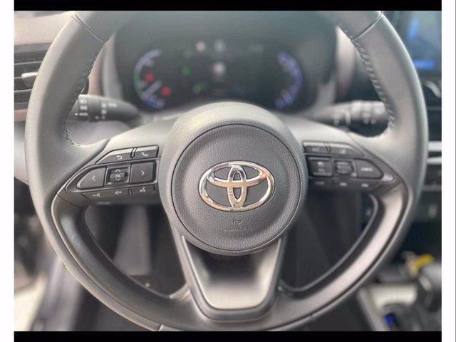 TOYOTA Yaris cross 1.5h lounge fwd 116cv e-cvt