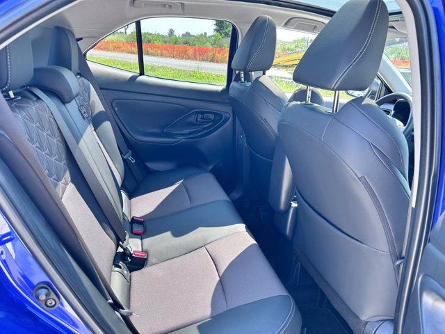 TOYOTA Yaris cross 1.5h lounge fwd 130cv e-cvt