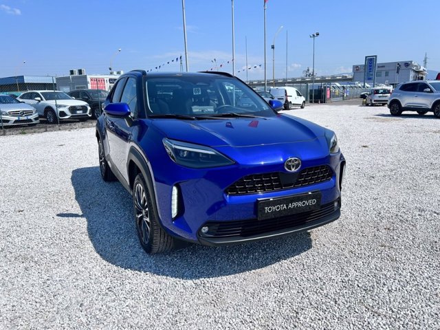 TOYOTA Yaris cross 1.5h lounge fwd 130cv e-cvt
