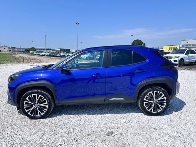 TOYOTA Yaris cross 1.5h lounge fwd 130cv e-cvt