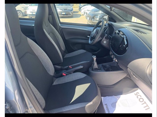 TOYOTA Aygo x 1.0 active 72cv