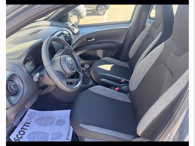 TOYOTA Aygo x 1.0 active 72cv
