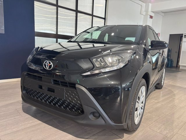 TOYOTA Aygo x 1.0 active 72cv