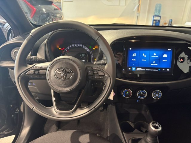 TOYOTA Aygo x 1.0 active 72cv