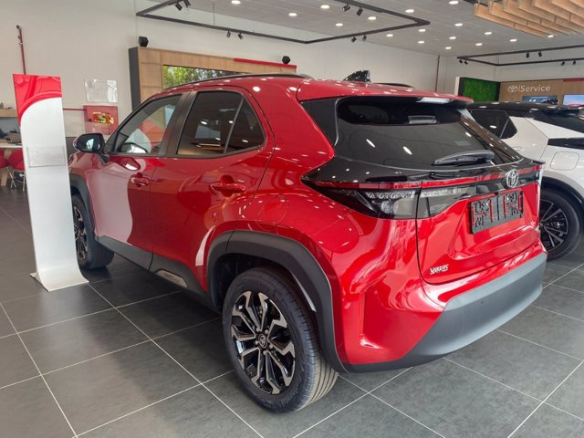 TOYOTA Yaris cross 1.5h trend fwd 130cv e-cvt