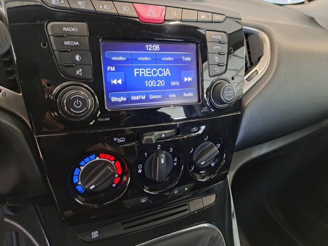 LANCIA Ypsilon 1.2 gold 69cv