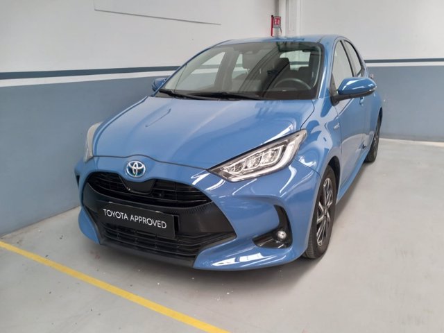 TOYOTA Yaris 1.5h trend