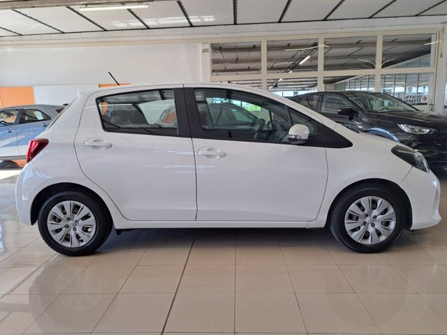 TOYOTA Yaris 5p 1.0