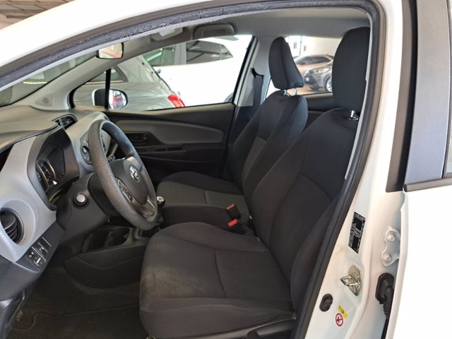 TOYOTA Yaris 5p 1.0