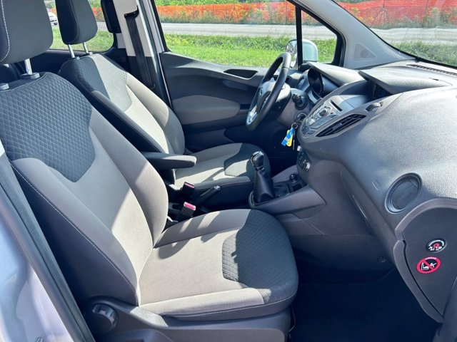 FORD Tourneo courier 1.5 tdci 75cv titanium e5