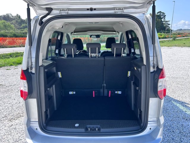 FORD Tourneo courier 1.5 tdci 75cv titanium e5