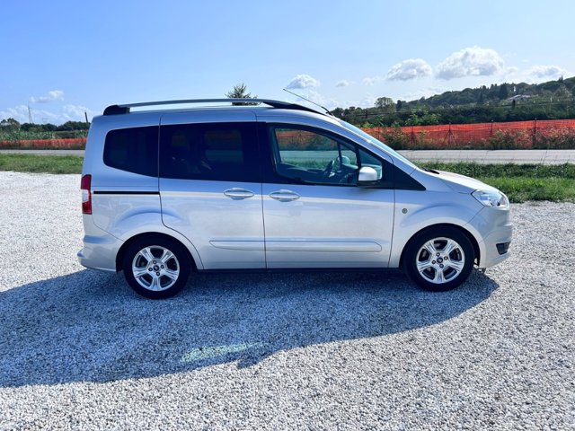FORD Tourneo courier 1.5 tdci 75cv titanium e5