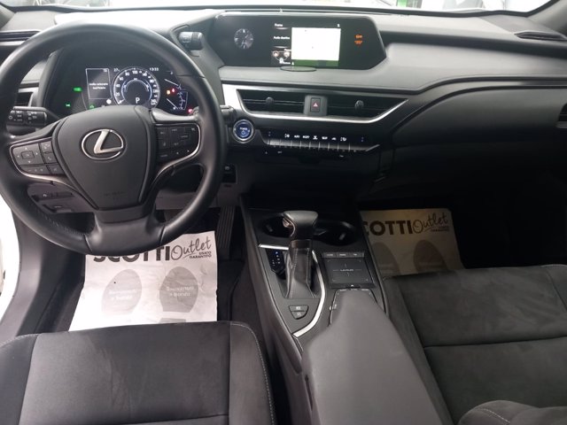 LEXUS Ux 250h 2.0 premium 2wd cvt