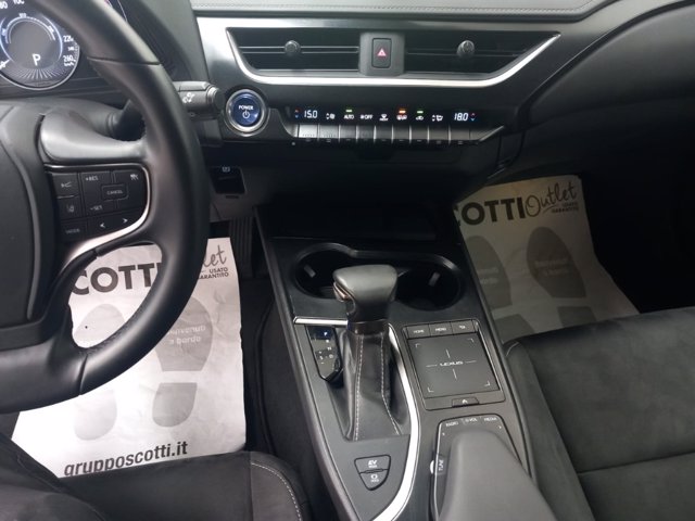 LEXUS Ux 250h 2.0 premium 2wd cvt