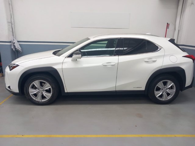 LEXUS Ux 250h 2.0 premium 2wd cvt