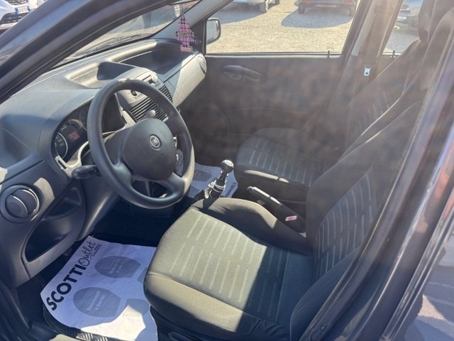 FIAT Punto 5p 1.2 classic active