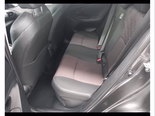 TOYOTA Yaris cross 1.5h lounge awd-i 116cv e-cvt
