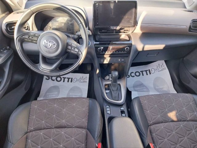 TOYOTA Yaris cross 1.5h lounge fwd 116cv e-cvt