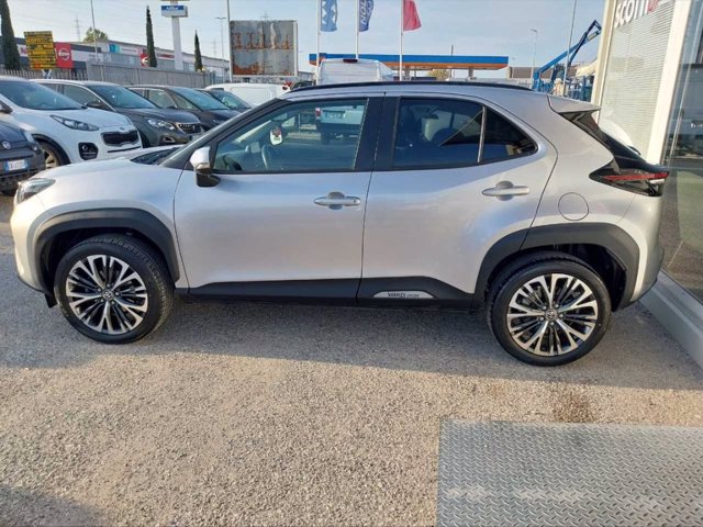 TOYOTA Yaris cross 1.5h lounge fwd 116cv e-cvt