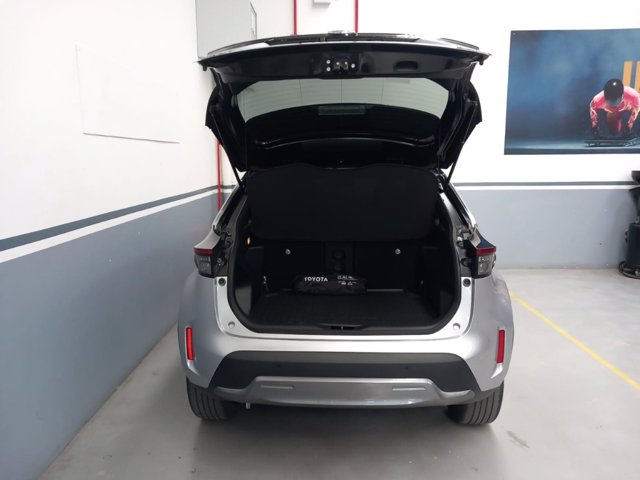 TOYOTA Yaris cross 1.5h adventure awd-i 116cv e-cvt