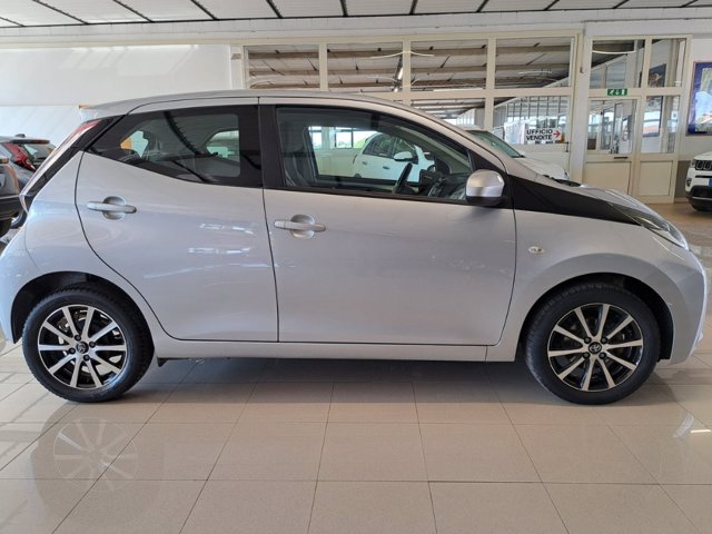 TOYOTA Aygo 5p 1.0 x-cite