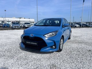TOYOTA Yaris 1.5h active