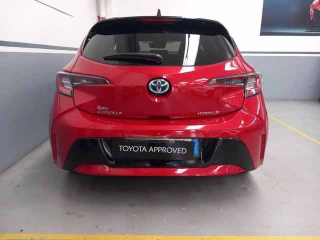 TOYOTA Corolla 1.8h style cvt