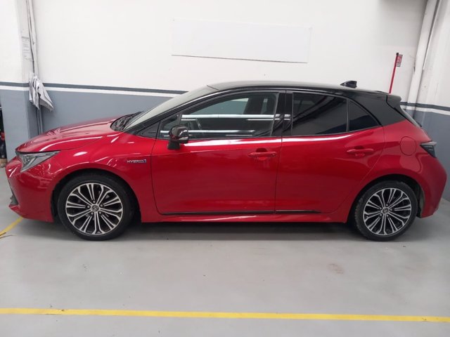 TOYOTA Corolla 1.8h style cvt