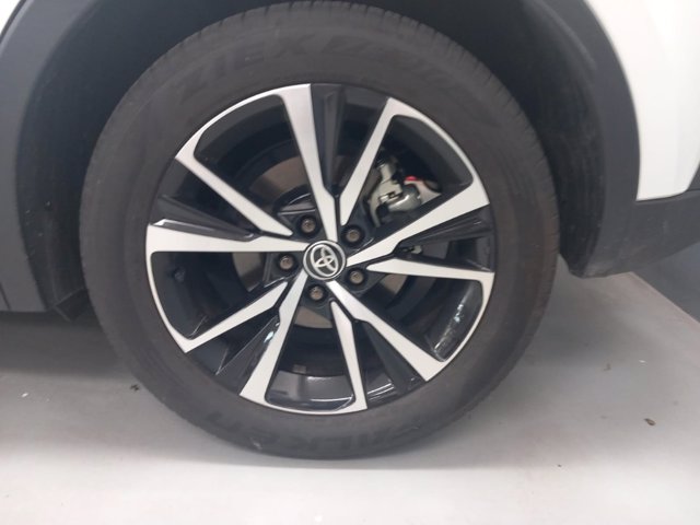 TOYOTA C-HR 1.8 HEV FWD TREND