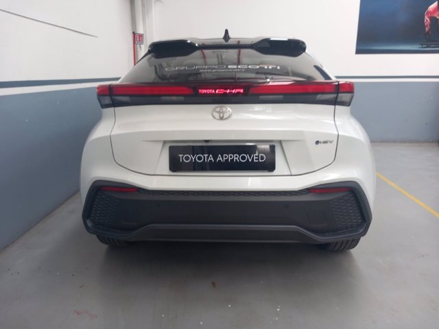 TOYOTA C-HR 1.8 HEV FWD TREND