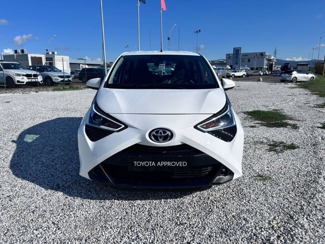 TOYOTA Aygo 5p 1.0 x-play 72cv