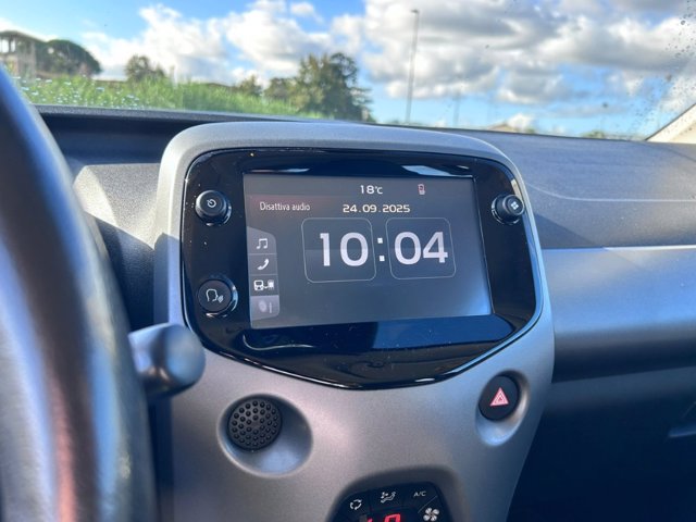TOYOTA Aygo 5p 1.0 x-play 72cv