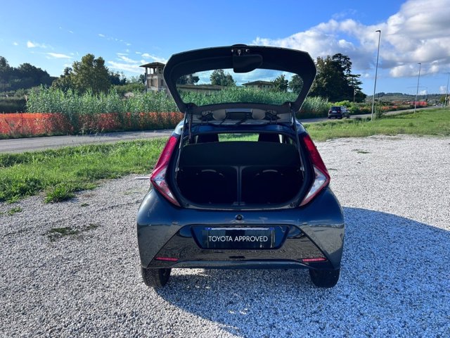 TOYOTA Aygo 5p 1.0 x-play 72cv