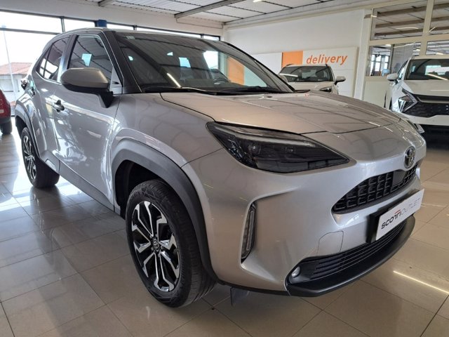 TOYOTA Yaris cross 1.5h trend fwd 116cv e-cvt