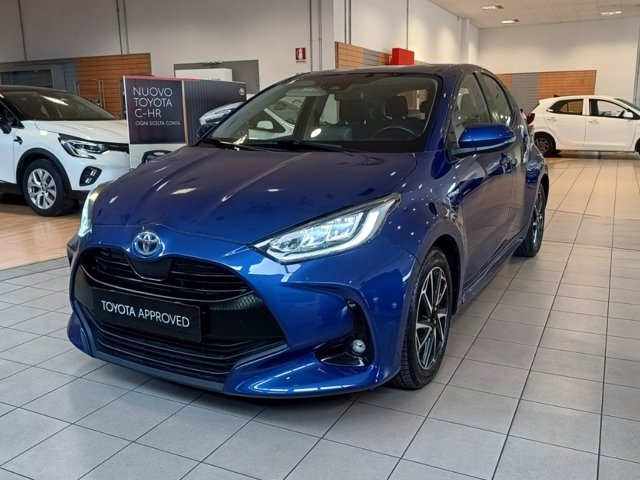 TOYOTA Yaris 1.5h trend
