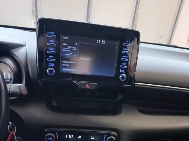 TOYOTA Yaris 1.5h trend