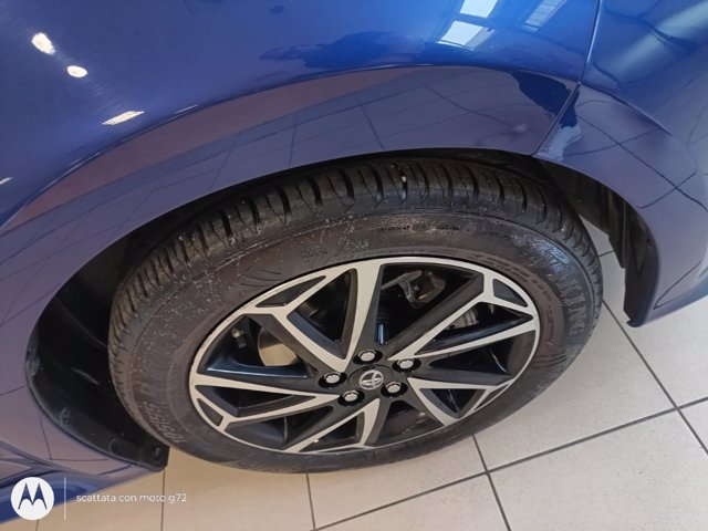 TOYOTA Yaris 1.5h trend