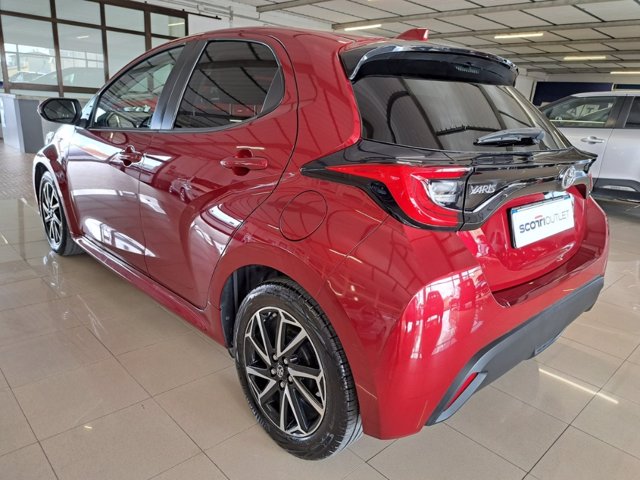 TOYOTA Yaris 1.0 trend