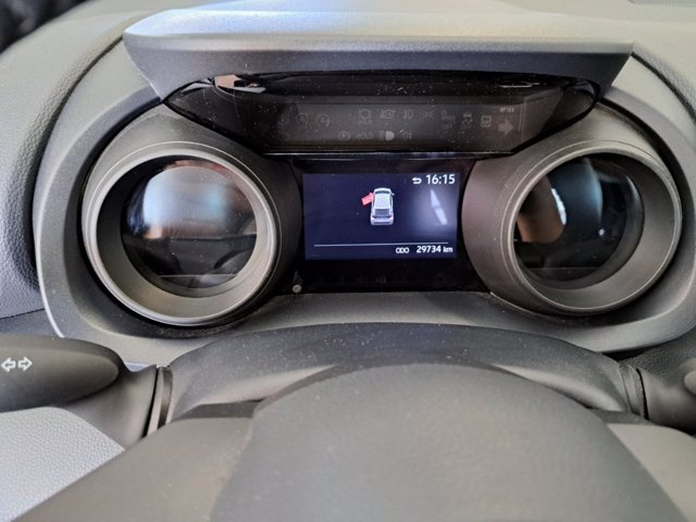 TOYOTA Yaris 1.0 trend
