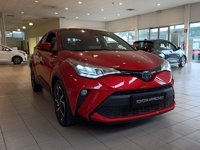 TOYOTA C-hr 1.8h trend e-cvt