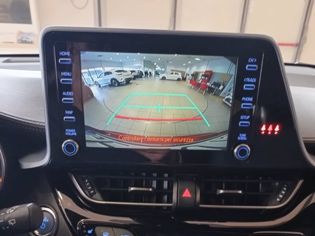 TOYOTA C-hr 1.8h trend e-cvt