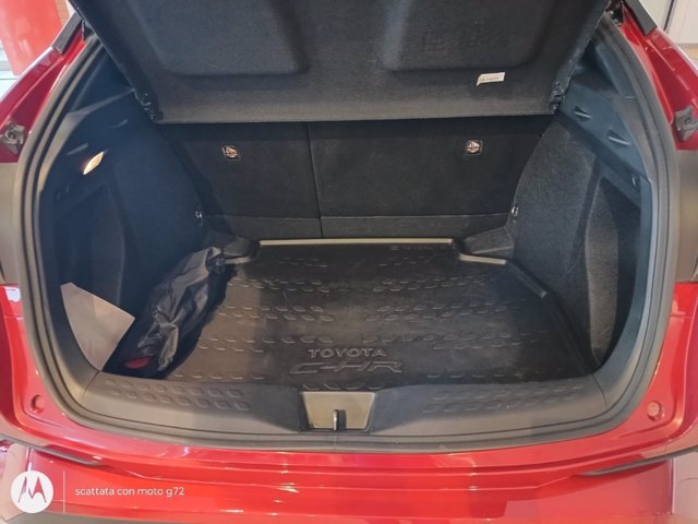 TOYOTA C-hr 1.8h trend e-cvt