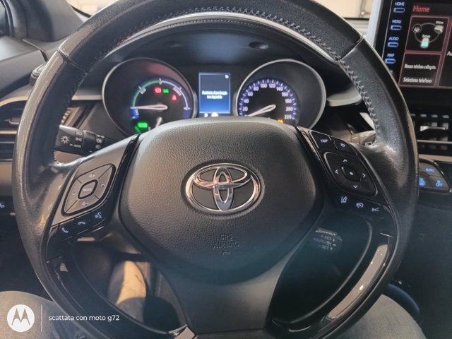 TOYOTA C-hr 1.8h trend e-cvt