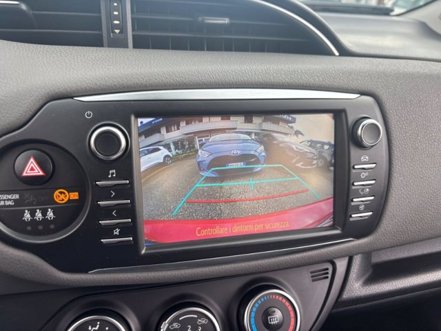 TOYOTA Yaris 5p 1.0 active my18