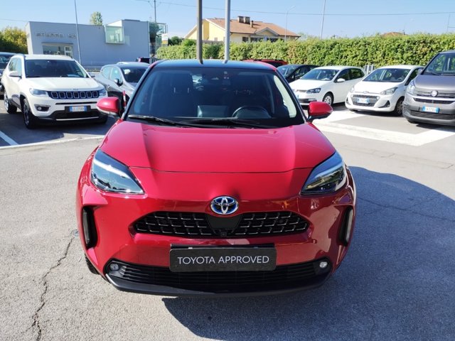 TOYOTA Yaris cross 1.5h lounge fwd 116cv e-cvt