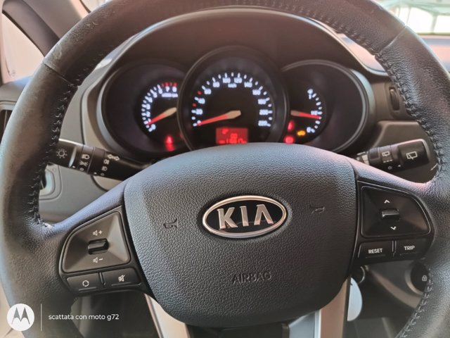 KIA Benzina Rio 2011 3p 1.2 EX