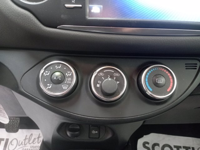 TOYOTA Yaris 5p 1.0 active my18
