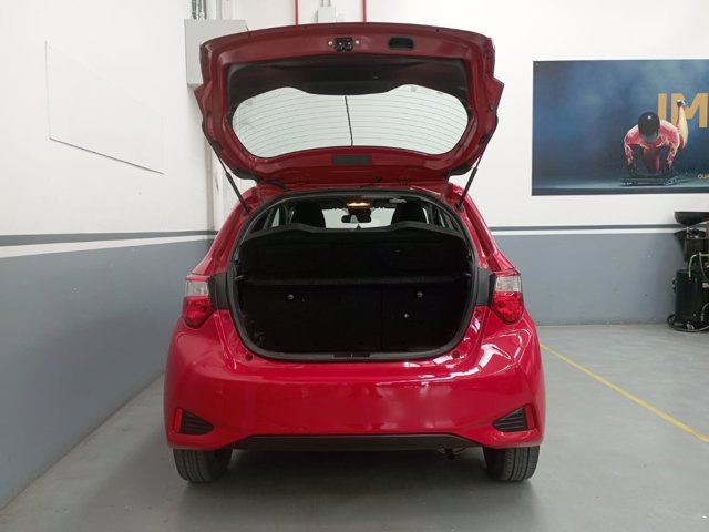 TOYOTA Yaris 5p 1.0 active my18