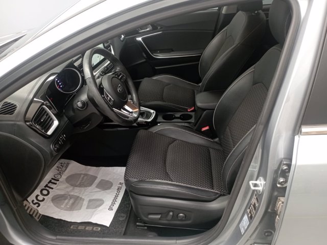 KIA Ceed 1.6 crdi evolution 136cv dct