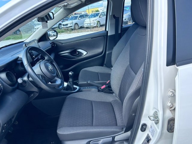 TOYOTA Yaris 1.0 trend